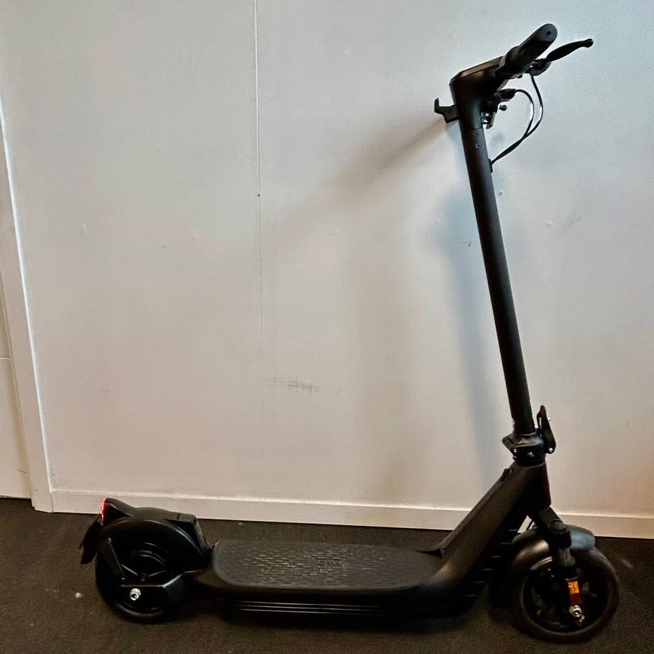 Goscoot Electric Scooter - H20 Long Range