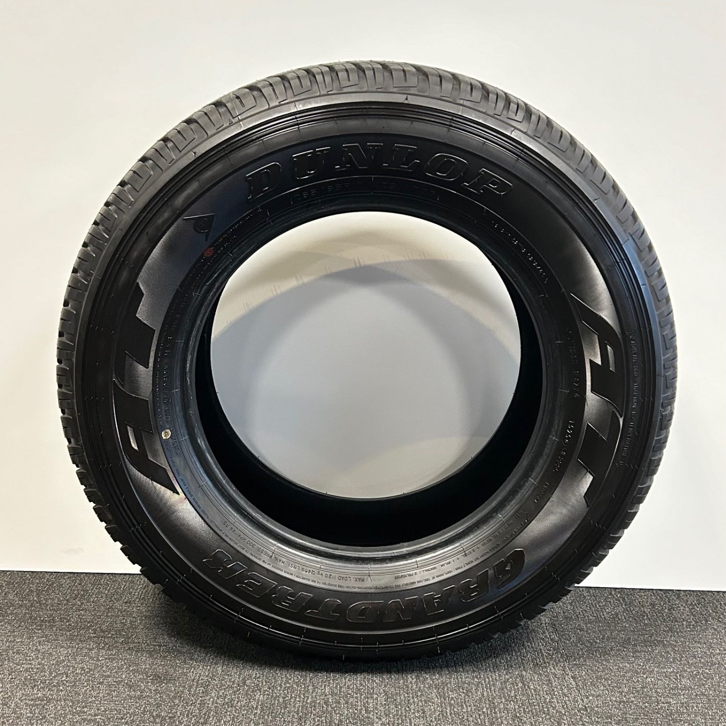 Dunlop GT Grandtrek AT25 265/65/R17 112S TYRES – BMG Store