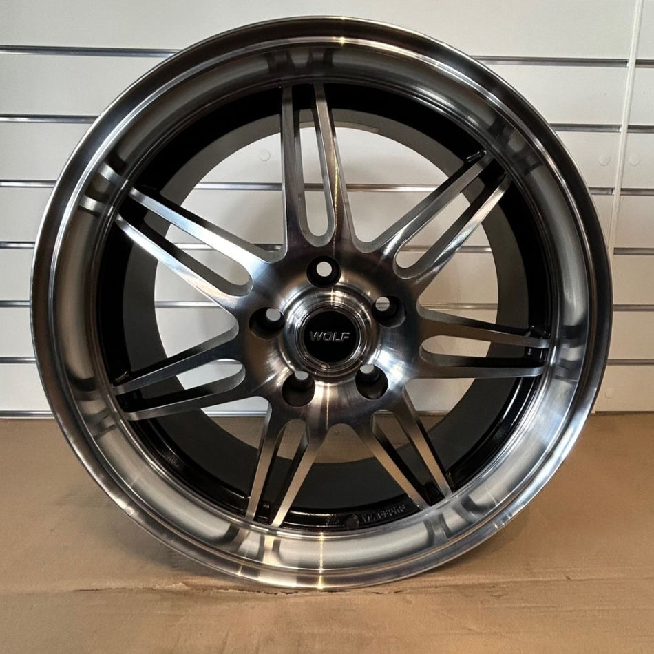 Wolf Wheel 18x8 5x114.3 +42